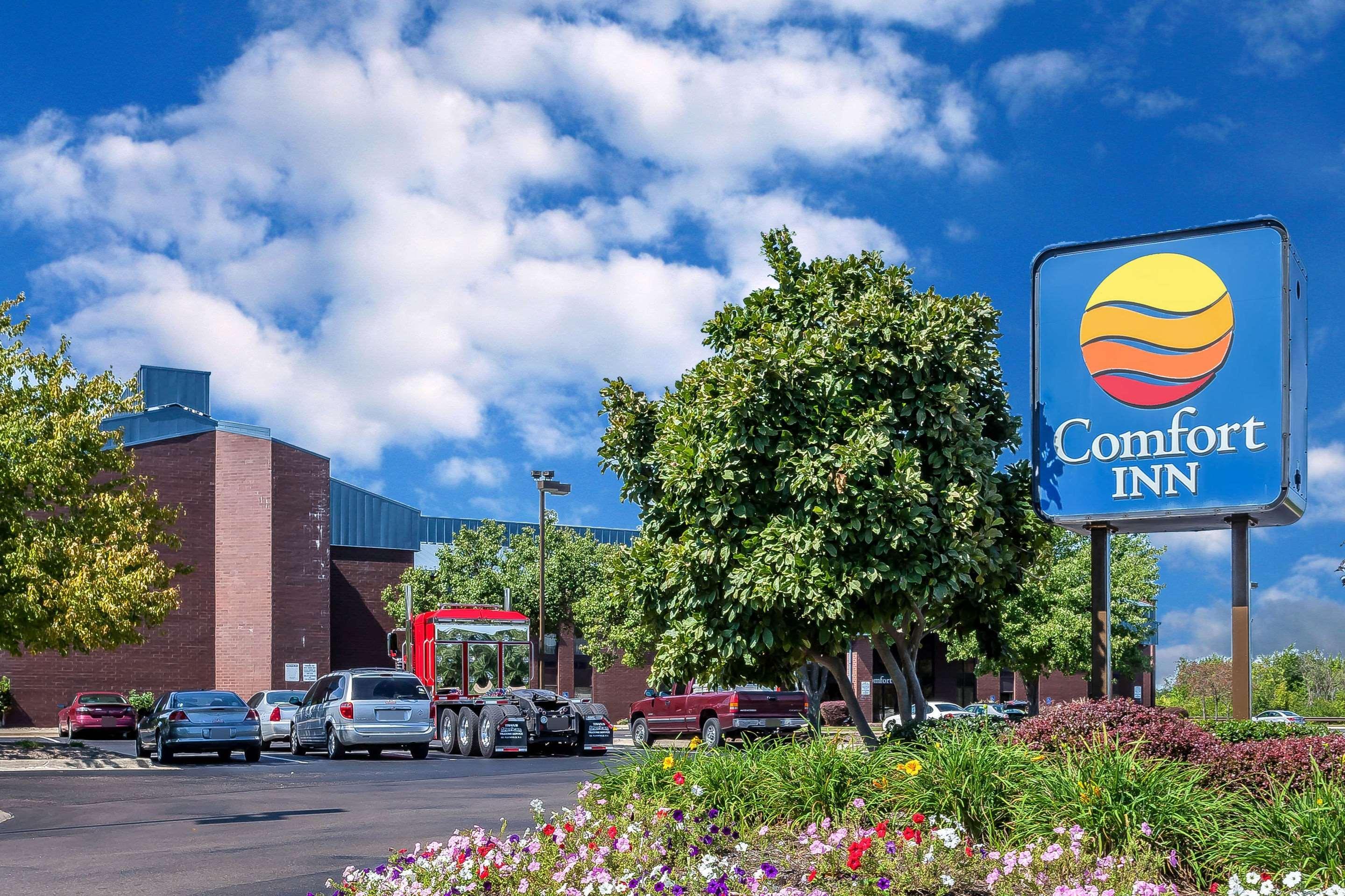 Comfort Inn - Hall Of Fame Canton Exteriér fotografie
